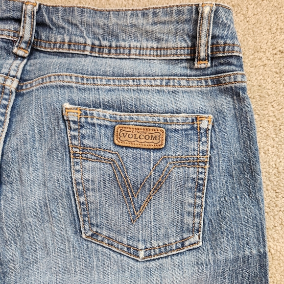 Volcom Bootcut Jeans - Picture 3 of 9